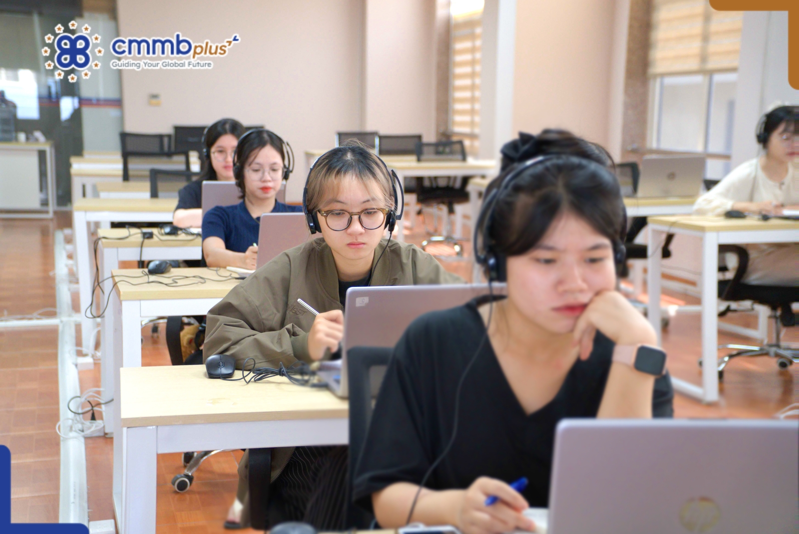 Các chương trình du học đại học, thạc sĩ, dịch vụ visa tại CMMB Plus- Ảnh 3. Các chương trình du học đại học, thạc sĩ, dịch vụ visa tại CMMB Plus- Ảnh 3.