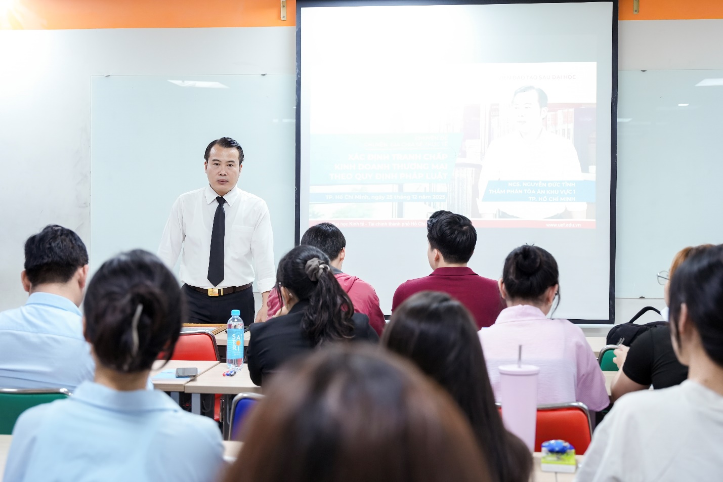 Thạc sĩ Marketing: Tiếp cận xu hướng marketing hiện đại với kiến thức thực tiễn- Ảnh 2.