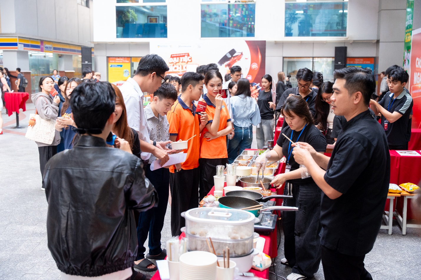 Đồ án tốt nghiệp của sinh viên Truyền thông “lên sóng” cùng thương hiệu lớn- Ảnh 4.