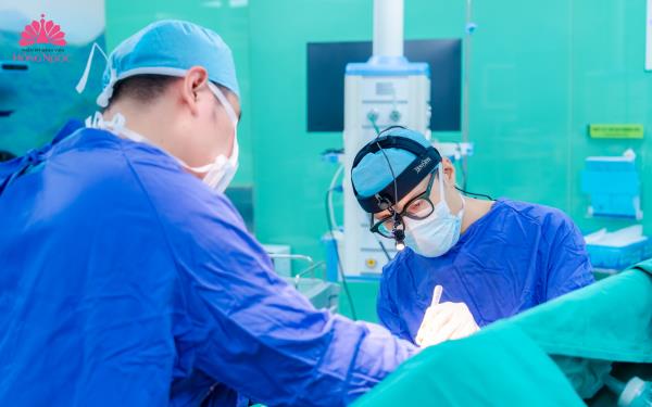 Sở hữu vòng 1 đẹp an toàn với xu hướng nâng ngực 4 không- Ảnh 4. Sở hữu vòng 1 đẹp an toàn với xu hướng nâng ngực 4 không- Ảnh 4.