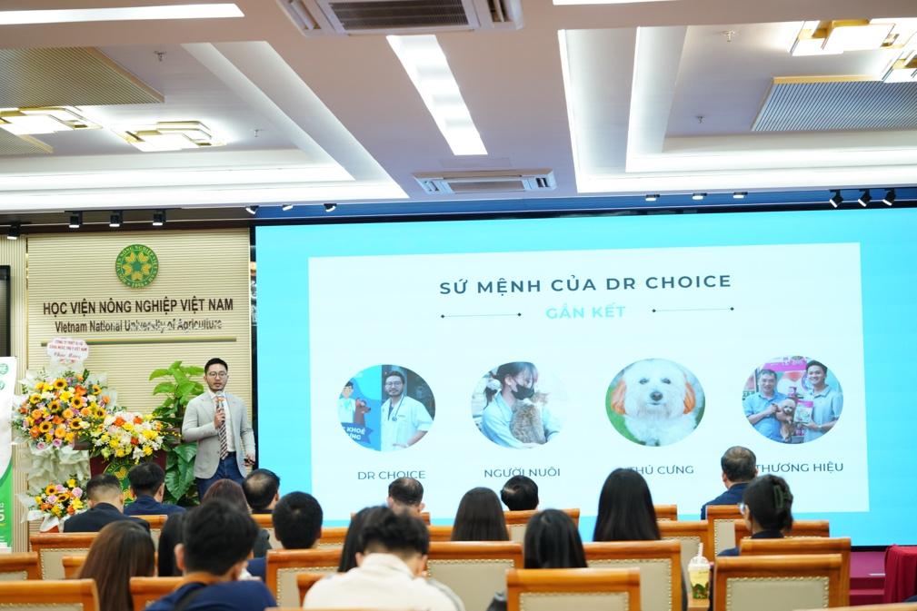 Hội thảo chăm sóc thú cưng: Kết nối tri thức, mở cơ hội nghề nghiệp- Ảnh 4.