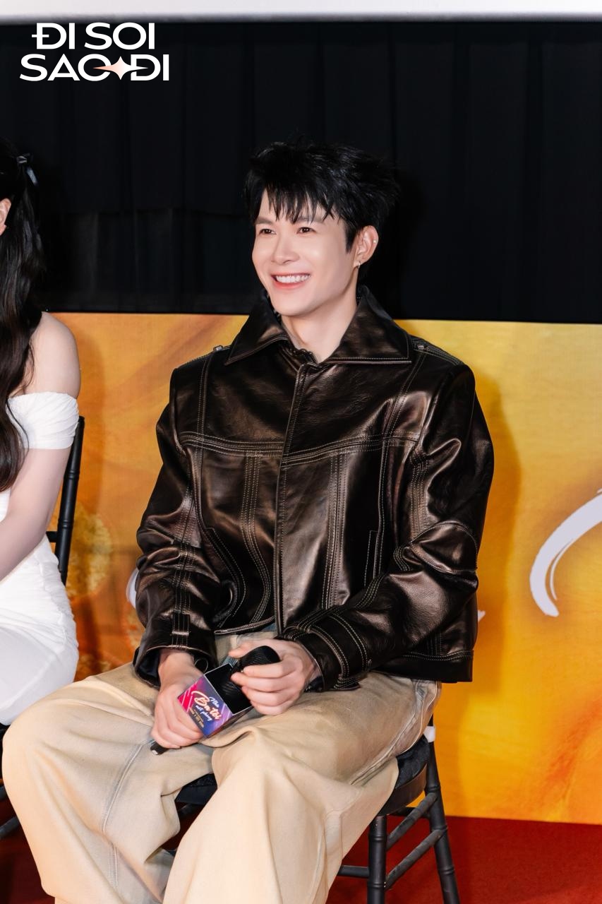 Thảm đỏ HOT nhất hôm nay: Anh Tú Atus đẹp ác liệt lấn lướt dàn sao, 1 nàng Hậu chữ sang in hẳn lên mặt- Ảnh 2.