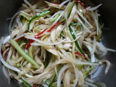 Loại rau mùa đông nhất định phải ăn: 1 miếng thôi đã chứa 18 loại axit amin, giúp bổ tỳ vị, tăng cường miễn dịch- Ảnh 18.