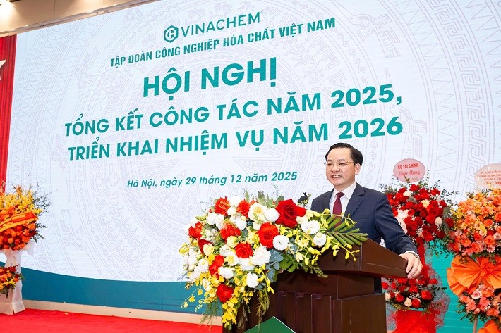 Vinachem xác lập nhiều kỷ lục lịch sử, sẵn sàng vai trò nòng cốt dẫn dắt ngành hóa chất Vinachem xác lập nhiều kỷ lục lịch sử, sẵn sàng vai trò nòng cốt dẫn dắt ngành hóa chất