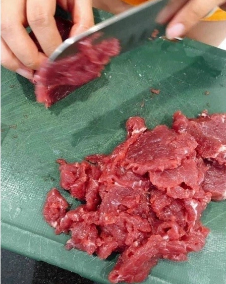 Hôm nay, dù bận đến đâu, đừng quên ăn món canh này: Dễ nấu mà ngon lại giàu dinh dưỡng và giúp chống lạnh- Ảnh 3. Hôm nay, dù bận đến đâu, đừng quên ăn món canh này: Dễ nấu mà ngon lại giàu dinh dưỡng và giúp chống lạnh- Ảnh 3.