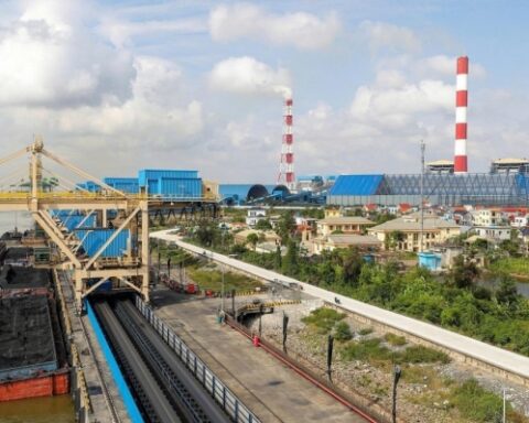 Doanh nghiệp nhiệt điện lãi lớn từ “của để dành”