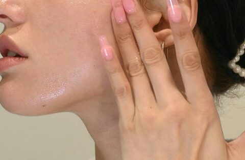 Nhiều phụ nữ soi gương sau 30 giật mình vì da sạm dần:3 nguyên nhân khiến làn da thiếu sức sống dù chăm dưỡng đều