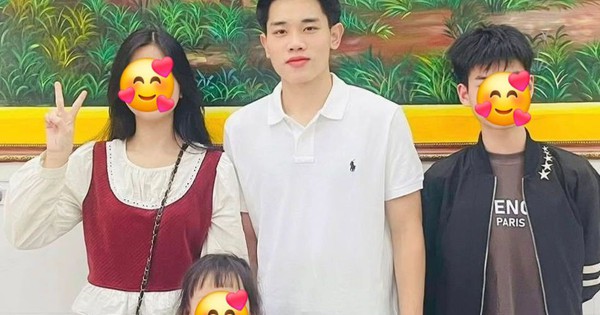 Đình Bắc khoe visual sáng bừng, gây sốt khi về quê đón Tết muộn