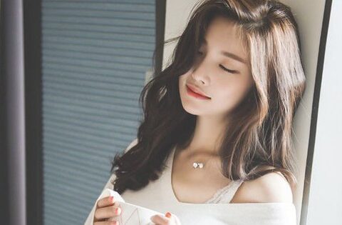 Mùng 4 Tết, nhiều phụ nữ thấy mình “già đi” rõ rệt: Vì sao?