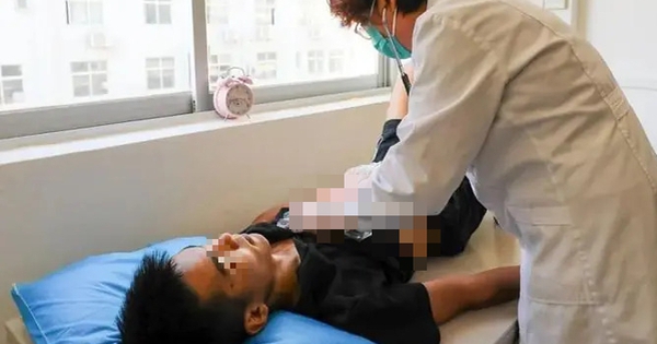 Chàng trai trẻ “tá hỏa” vì thấy dấu hiệu sùi mào gà, sốc nặng khi bác sĩ nói: 25% nam giới giống anh