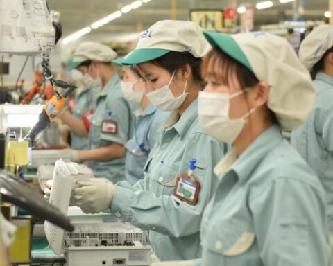 Môi trường đầu tư – kinh doanh  của Việt Nam ngày càng tích cực