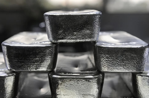 “Gã khổng lồ” BlackRock tiếp chuỗi xả Bạc, tổng khối lượng lên tới 700 tấn