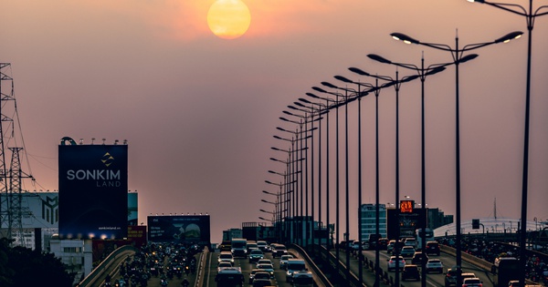 Cảnh tượng đẹp choáng ngợp chiều mùng 7 ở TP.HCM