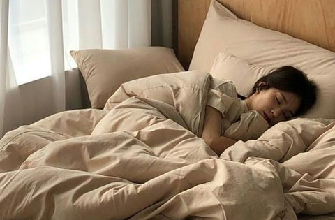 Người sống thọ thường có 6 dấu hiệu này khi ngủ ban đêm, chỉ cần có 1 cái cũng xin chúc mừng