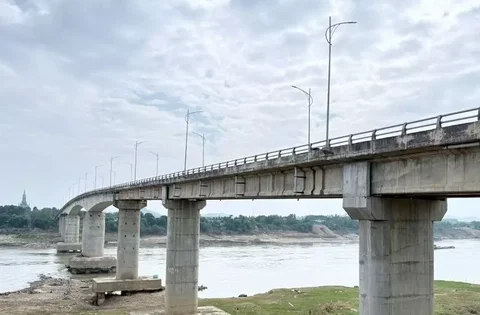 Thủ tướng: Tuyệt đối không để lãng phí, tiêu cực khi xây cầu sông Lô mới