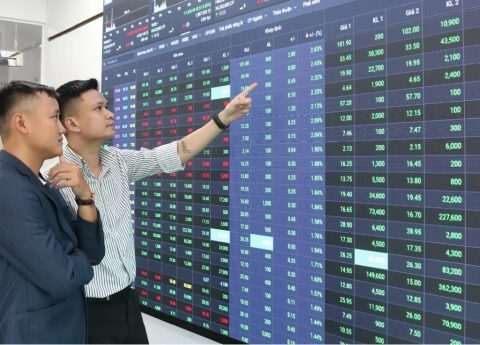 Chứng khoán ngày 23/2: Phiên khai xuân Bính Ngọ khởi sắc, VN-Index bật tăng mạnh