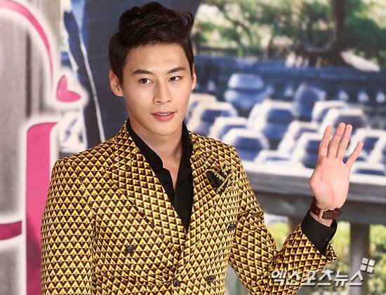 Nam tài tử Jung Eun Woo đột ngột qua đời ở tuổi 39- Ảnh 1.