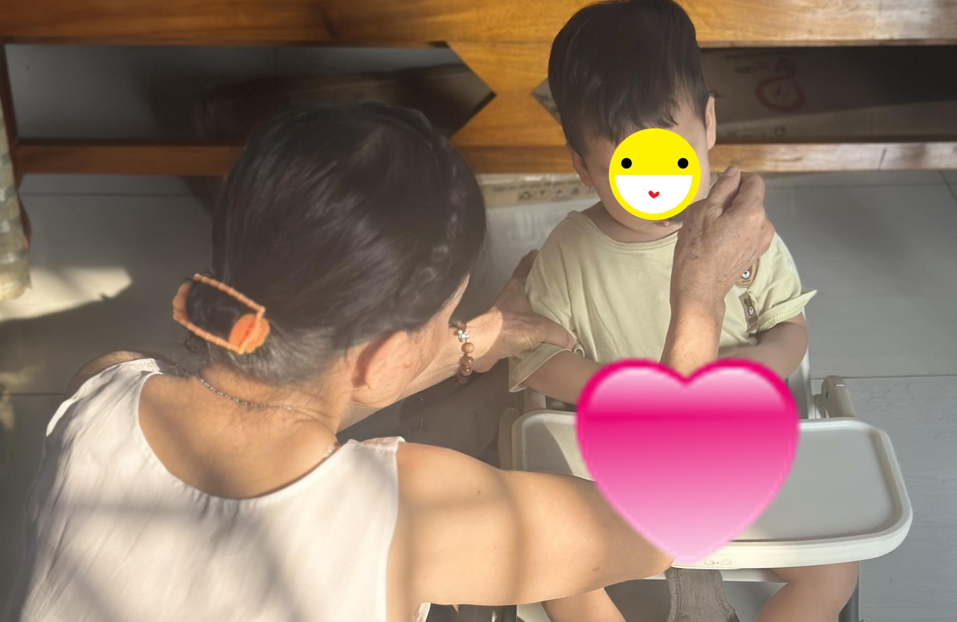 Danh tính người giúp việc lì xì tiền triệu cho chủ nhà ở TP.HCM: Có 2 con đều sống ở nước ngoài, đi làm để đỡ buồn chán- Ảnh 2.