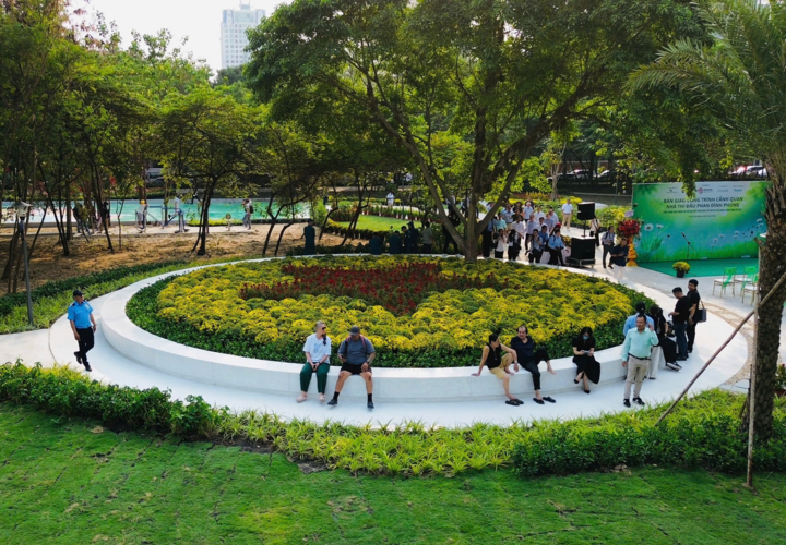 Cách TP.HCM 'đánh thức' những khu đất vàng bị 'quây tôn' giữa lòng đô thị- Ảnh 4.