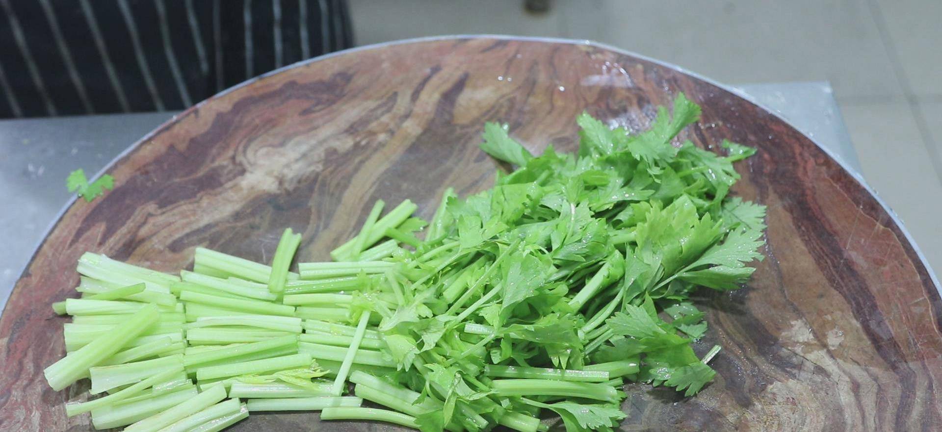 6 món ăn bổ xương, giàu canxi tốt cho dạ dày và đặc biệt hợp với người cao tuổi, trẻ em- Ảnh 8. 6 món ăn bổ xương, giàu canxi tốt cho dạ dày và đặc biệt hợp với người cao tuổi, trẻ em- Ảnh 8.