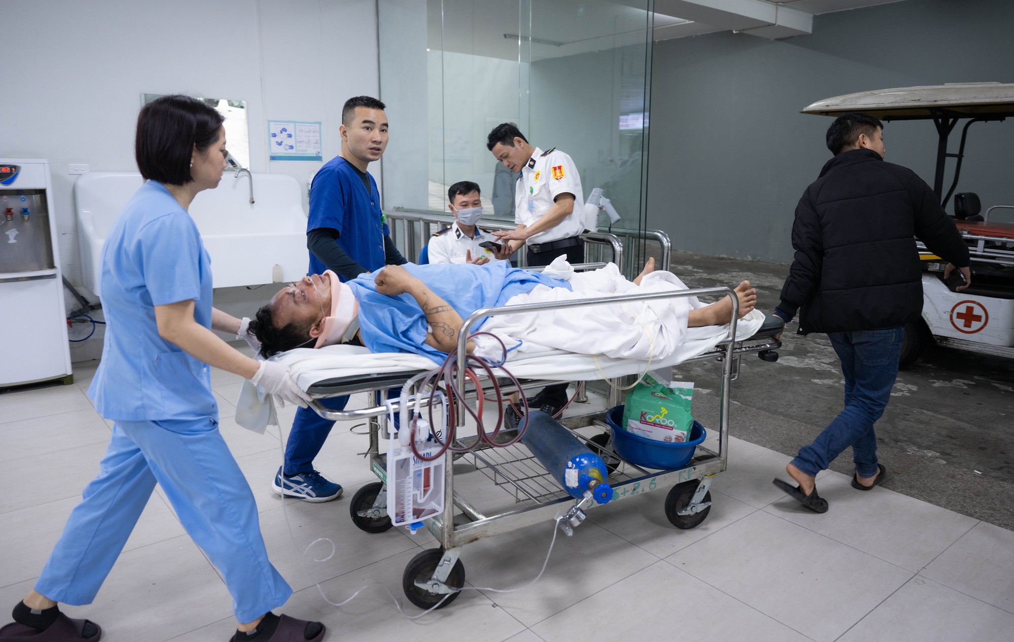 Thực trạng của Bệnh viện Hữu nghị Việt Đức trong 9 ngày nghỉ Tết: Khi con số thống kê không đủ nói nên tất cả...- Ảnh 1.