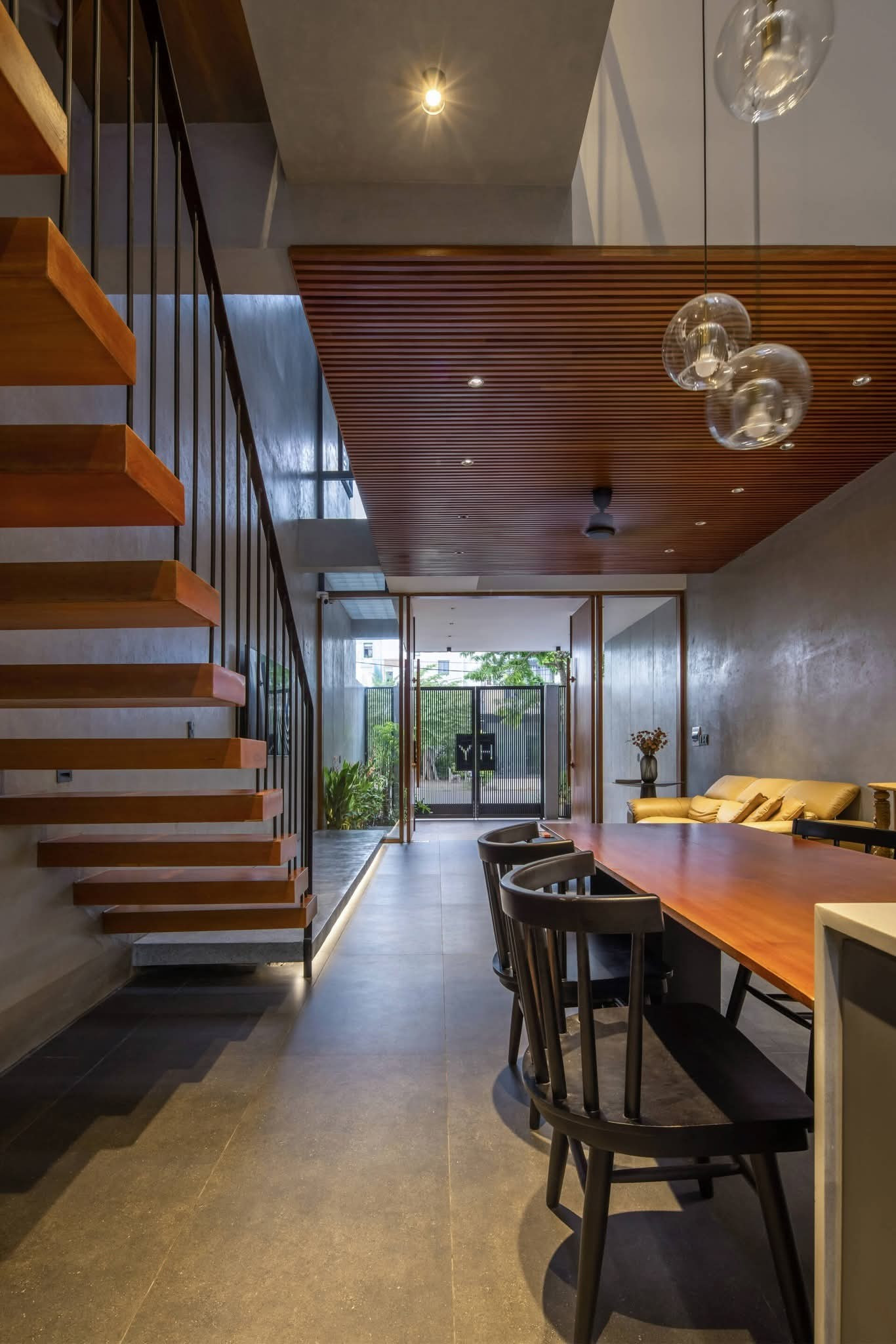 Thiết kế nhà ống với hệ vỏ nhiệt đới- Ảnh 8.