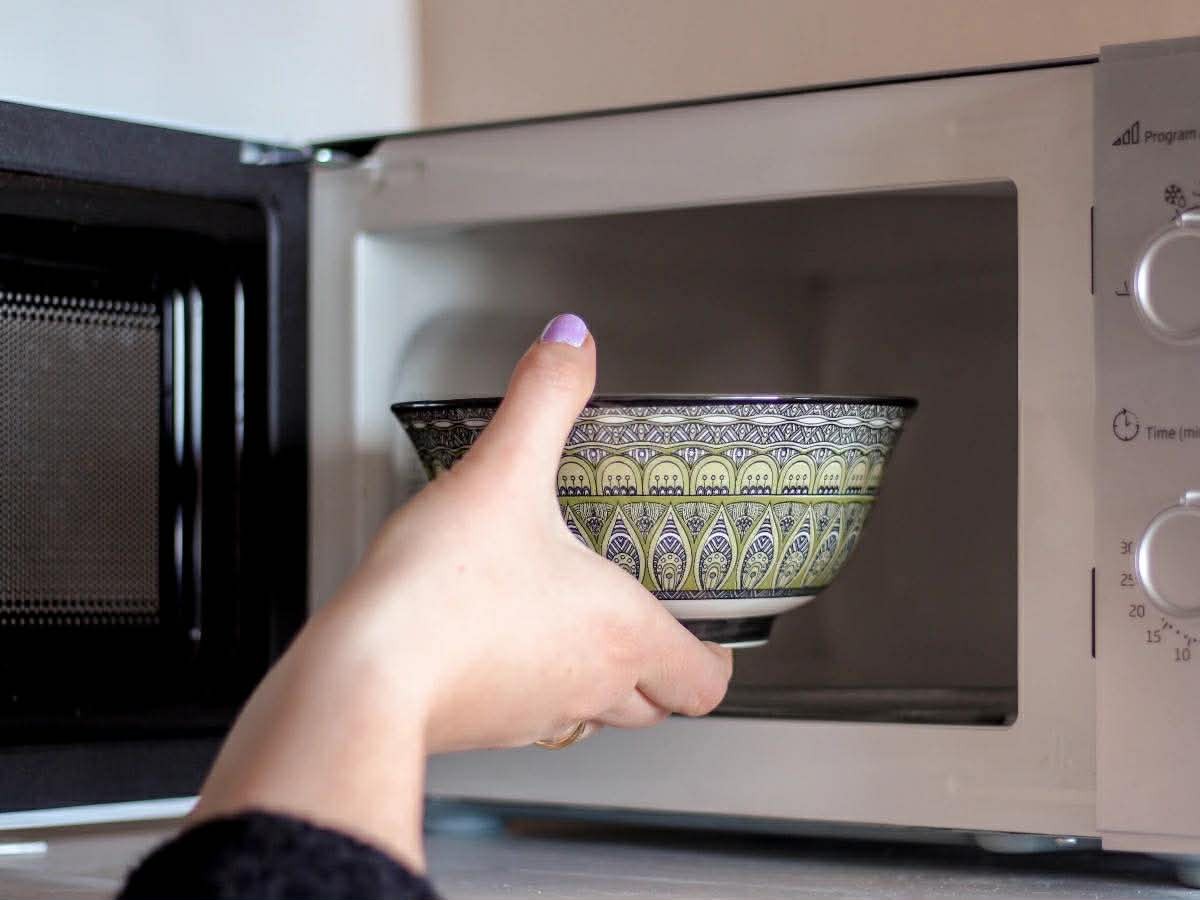 Đừng dùng màng bọc thực phẩm để bảo quản thức ăn thừa! Các chuyên gia Nhật Bản tiết lộ phương pháp khá bất ngờ - Ảnh 4.