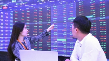 Chứng khoán ngày 10/2: Đà giảm thu hẹp cuối phiên, VN-Index vẫn đóng cửa trong sắc đỏ