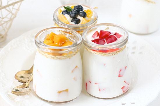 Từ giờ đến Tết, chị em chăm ăn sữa chua vào thời điểm này trong ngày sẽ đẹp da, săn vóc dáng đến bất ngờ- Ảnh 2.