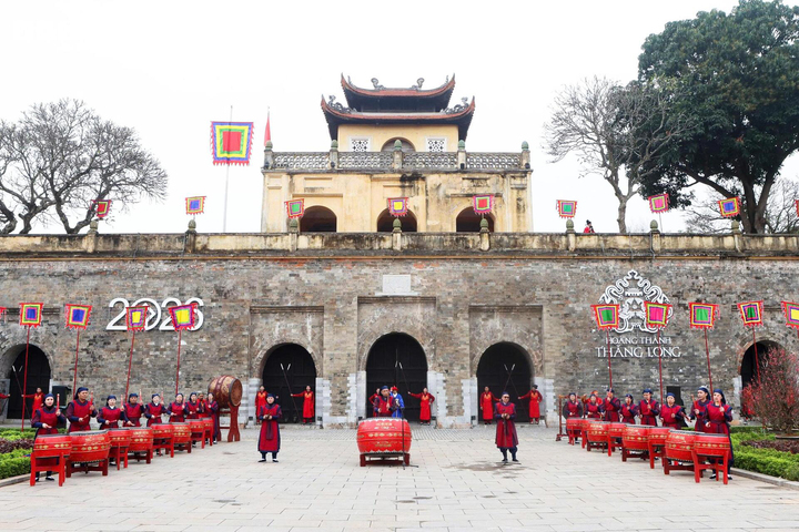 Hà Nội mở cửa miễn phí 17 di tích nổi tiếng dịp đầu năm Bính Ngọ- Ảnh 1.