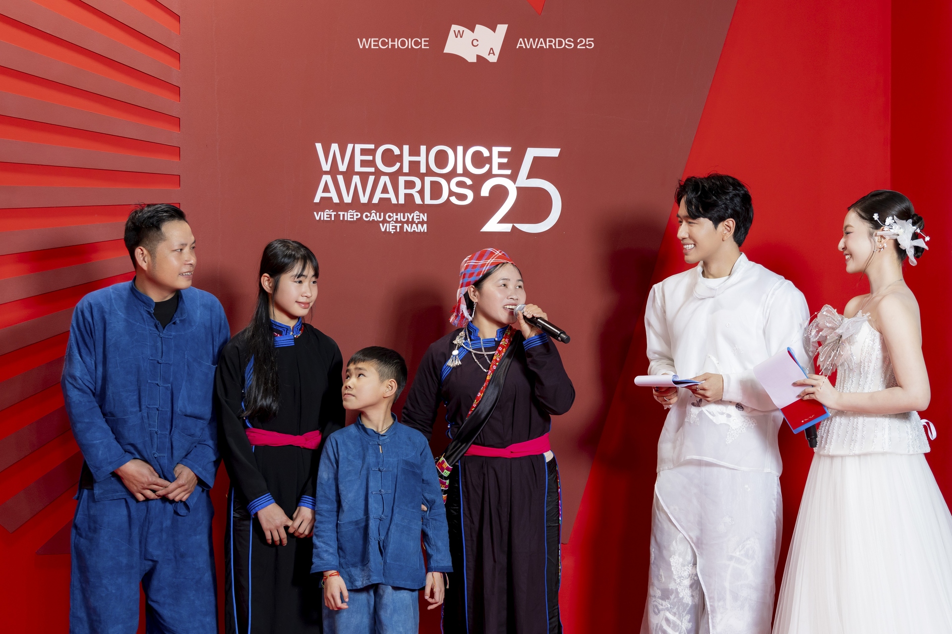 WeChoice 2025 xuất hiện một tiểu mỹ nhân không son phấn nhưng đẹp xao xuyến, hot rần rần cõi mạng- Ảnh 2.
