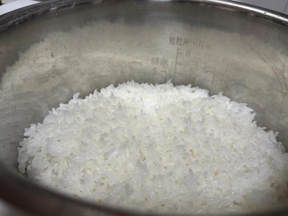 Bí quyết để có bát cơm ngon: Chỉ cần lưu ý các chức năng này trên nồi cơm điện là cơm sẽ ngon tuyệt!- Ảnh 8. Bí quyết để có bát cơm ngon: Chỉ cần lưu ý các chức năng này trên nồi cơm điện là cơm sẽ ngon tuyệt!- Ảnh 8.