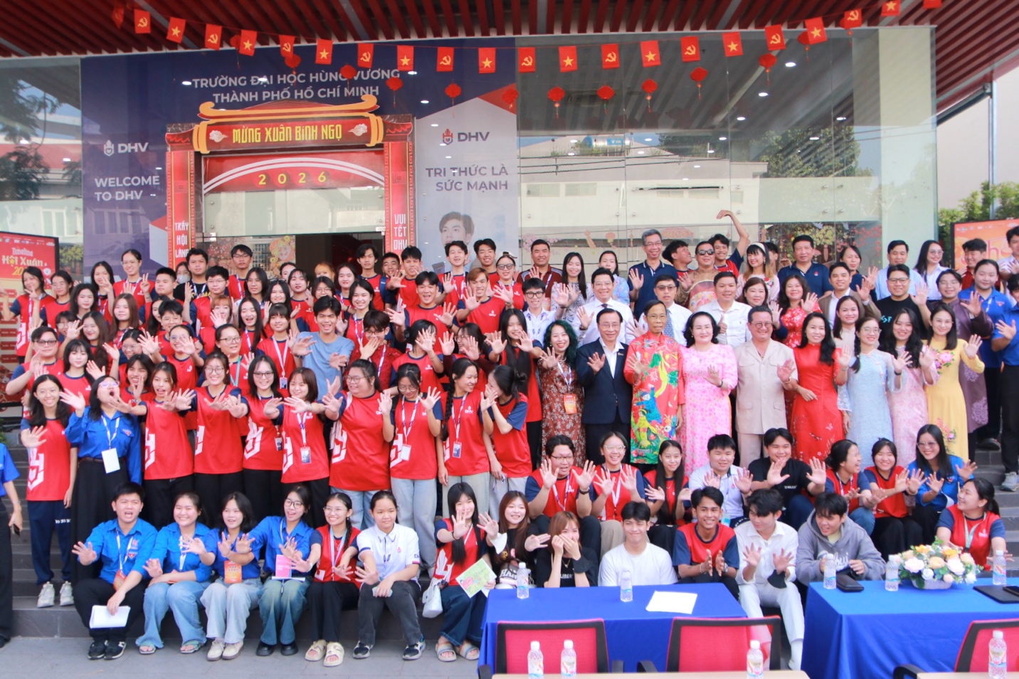 Gen Z và cách họ chạm vào Tết truyền thống theo cách rất riêng- Ảnh 5. Gen Z và cách họ chạm vào Tết truyền thống theo cách rất riêng- Ảnh 5.