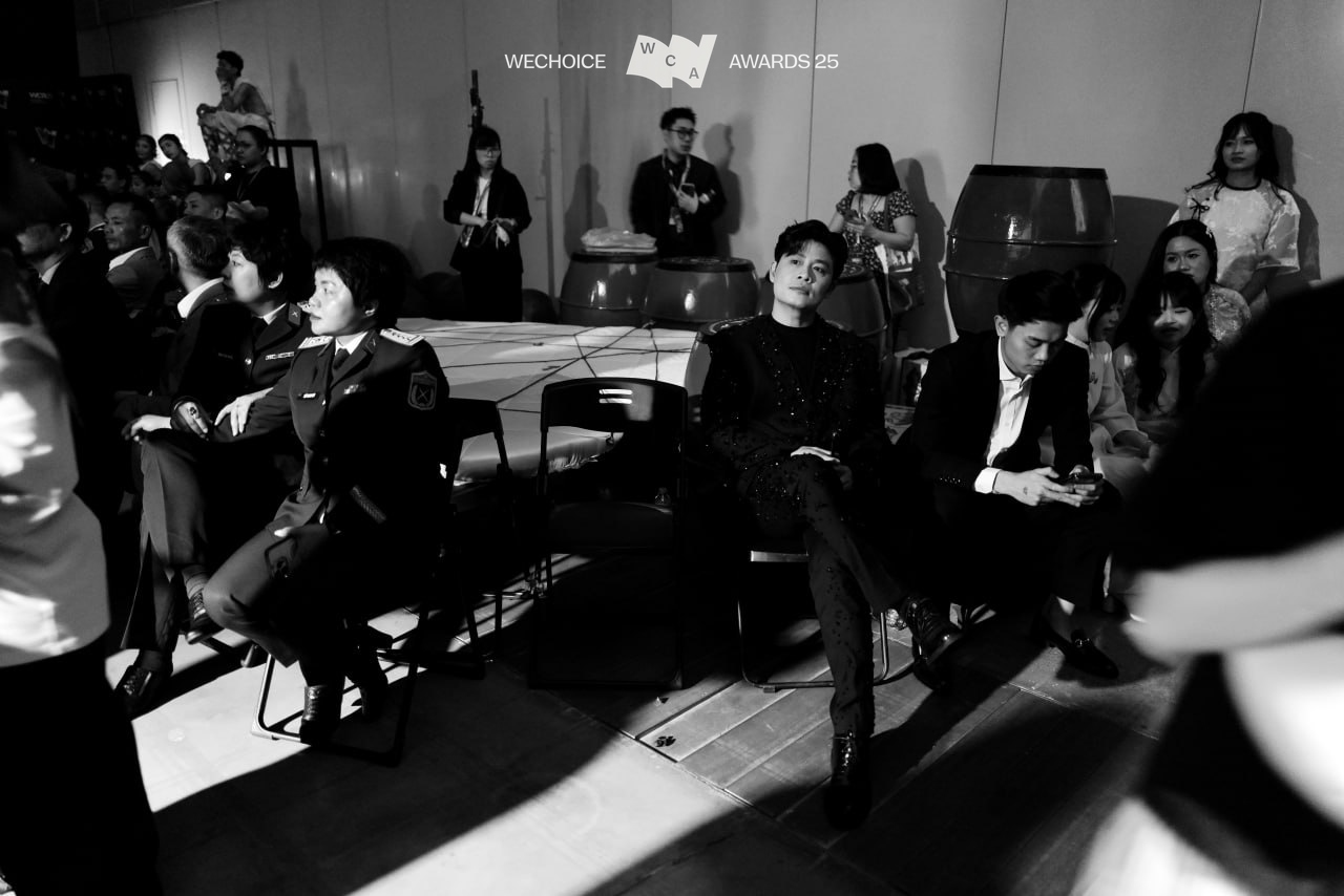 Chùm ảnh chưa từng được công bố của 21 Nhân vật Truyền cảm hứng tại Gala WeChoice Awards 2025- Ảnh 42.