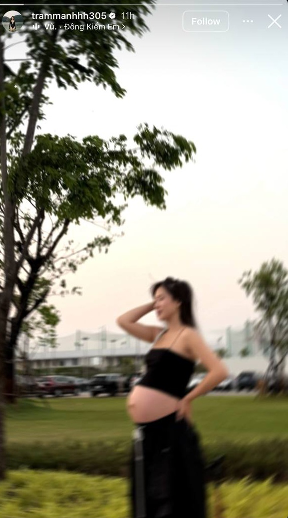 Trâm Anh xoá ảnh chung và unfollow JustaTee, đăng dòng trạng thái: