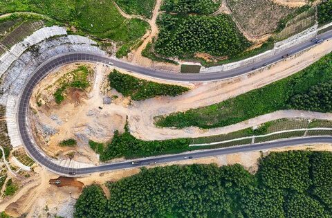 Cao tốc Quy Nhơn – Pleiku: ‘Giải phóng mặt bằng đến đâu, thi công đến đó’