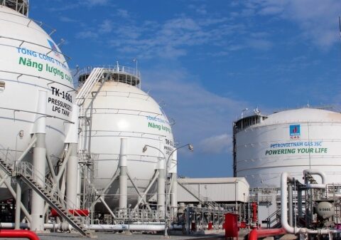 Ba nhóm ngành cổ phiếu “ngược dòng” trước biến động tại Trung Đông