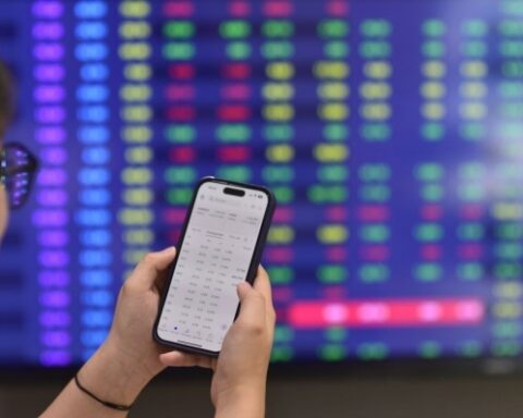 Chứng khoán ngày 5/3: VN-Index điều chỉnh, thị trường thiên về nhịp tích lũy