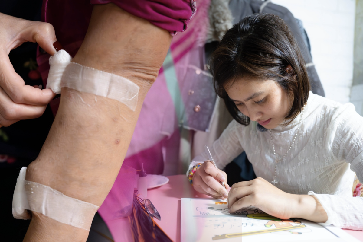 Có một xóm ở Hà Nội, nơi phụ nữ đếm thời gian bằng những ca lọc máu