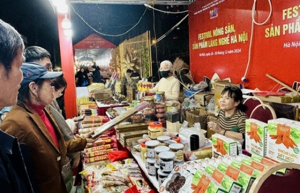 “Đòn bẩy” đưa hàng hoá Hà Nội bứt phá trong kỷ nguyên kinh tế xanh và kinh tế số