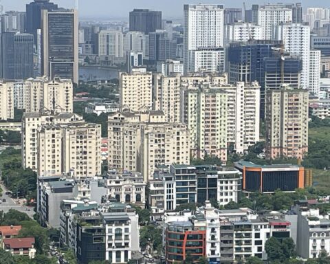 Đề xuất phát triển nhà ở thương mại giá phù hợp: Lo ngại cơ chế xin – cho