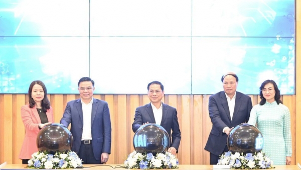 Khai trương nền tảng số về phát triển thị trường nước ngoài