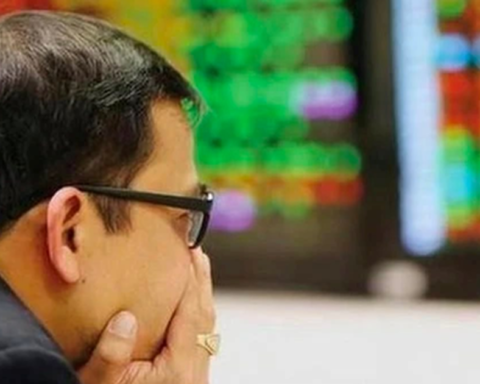 VN-Index mất gần 19 điểm do sức ép từ nhóm VN30 và cổ phiếu chứng khoán