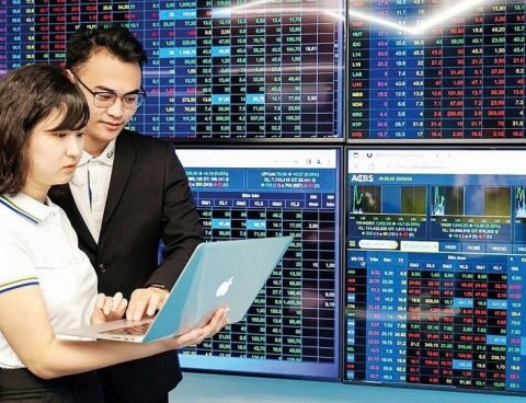 Chứng khoán ngày 12/3: VN-Index điều chỉnh sau hai phiên hồi phục, thị trường bước vào nhịp tích lũy