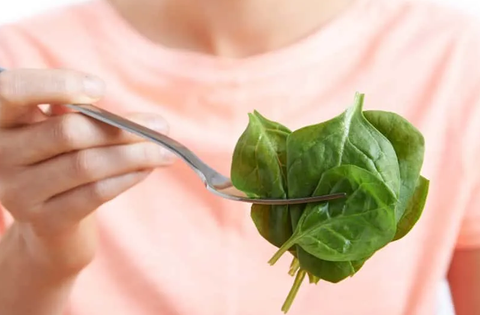 6 lợi ích của rau cải bó xôi với phụ nữ mang thai