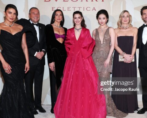 Lưu Diệc Phi, Anne Hathaway và cả dàn sao quốc tế tranh vị trí center trên thảm đỏ, nhiếp ảnh bấm máy mỏi cả tay