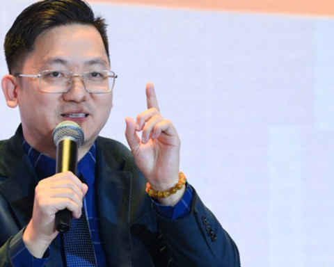 “Lượng vàng rất lớn nằm rải rác trong két sắt, gầm giường người dân”