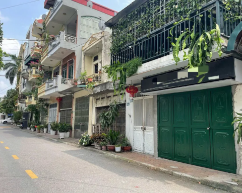 Giá tăng quá cao, nhà thổ cư Hà Nội khó tìm khách