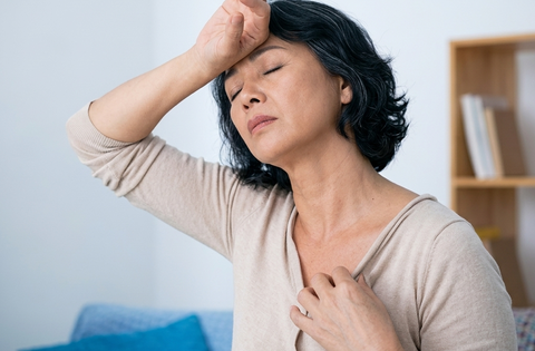 5 cách giúp phụ nữ làm chủ cơn bốc hỏa thời kỳ mãn kinh