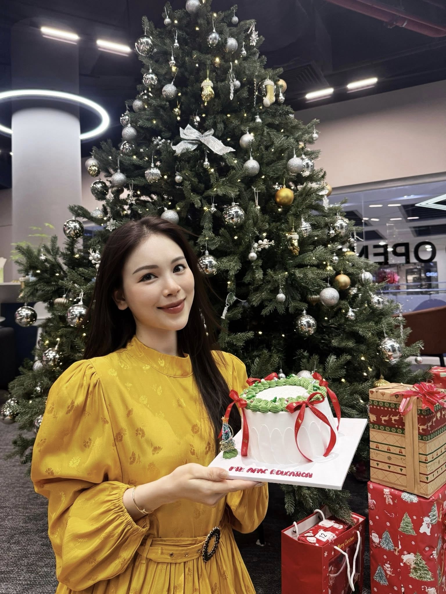 Bức ảnh Tiên Nguyễn đăng làm lộ bí mật Linh Rin - Phillip Nguyễn đang giấu kín?- Ảnh 6.